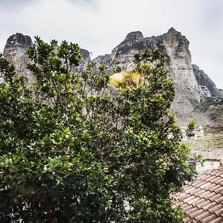 Traditional Antique Deco House