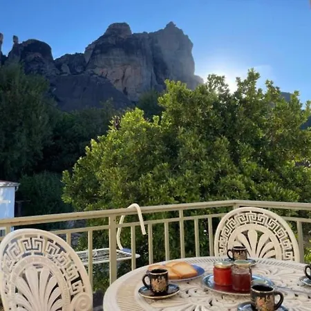 Traditional Antique Deco House Kalampáka