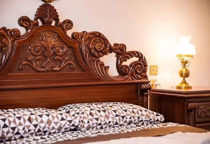 Traditional Antique Deco House Kalampáka