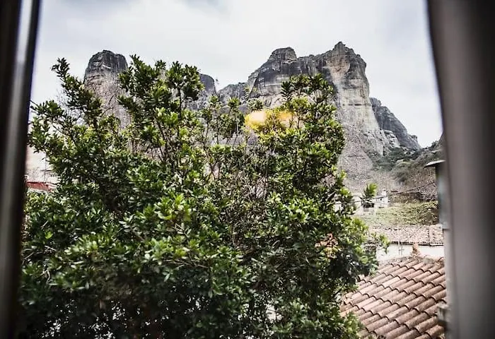 Traditional Antique Deco House