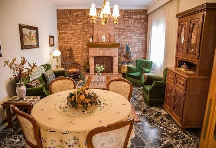 Traditional Antique Deco House * Kalampáka