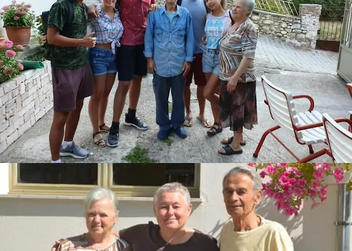 Traditional Antique Deco House Daire