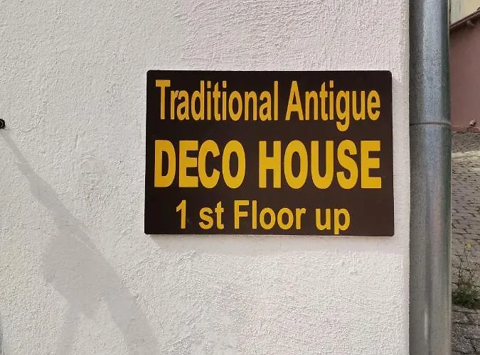 Traditional Antique Deco House Daire *
